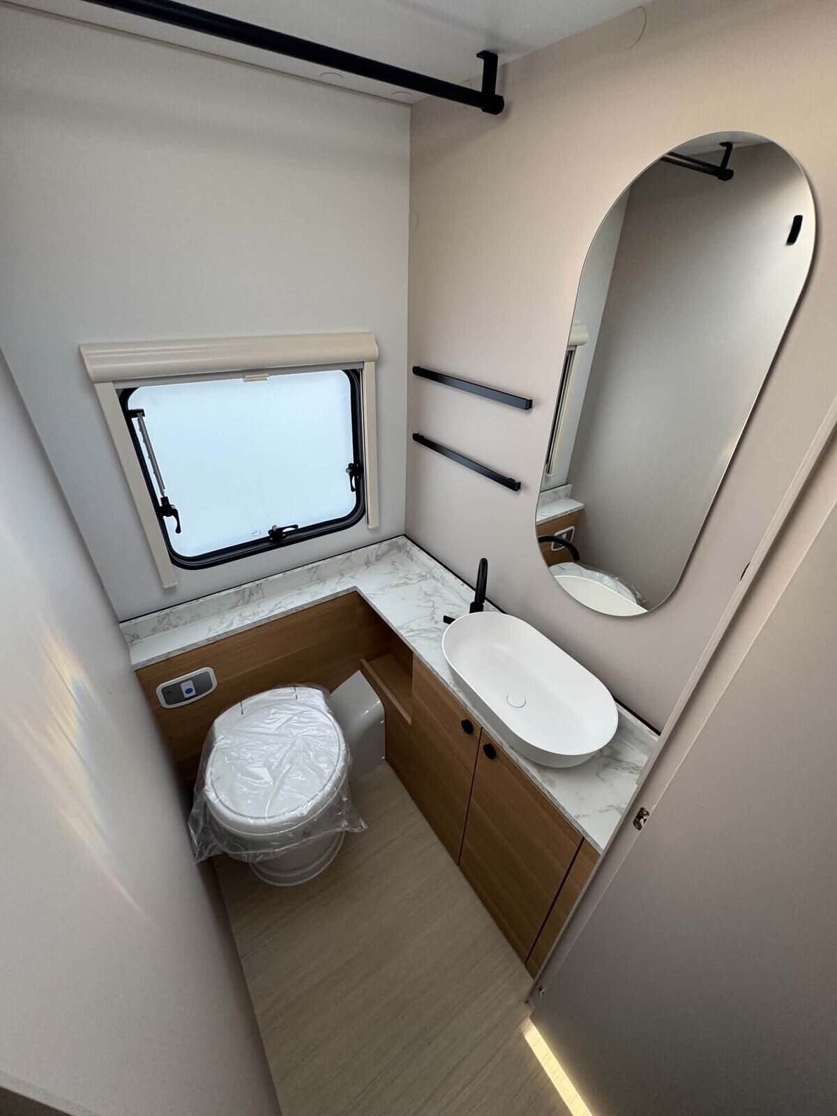 Adria Adora 673 PK, zdjęcie 19