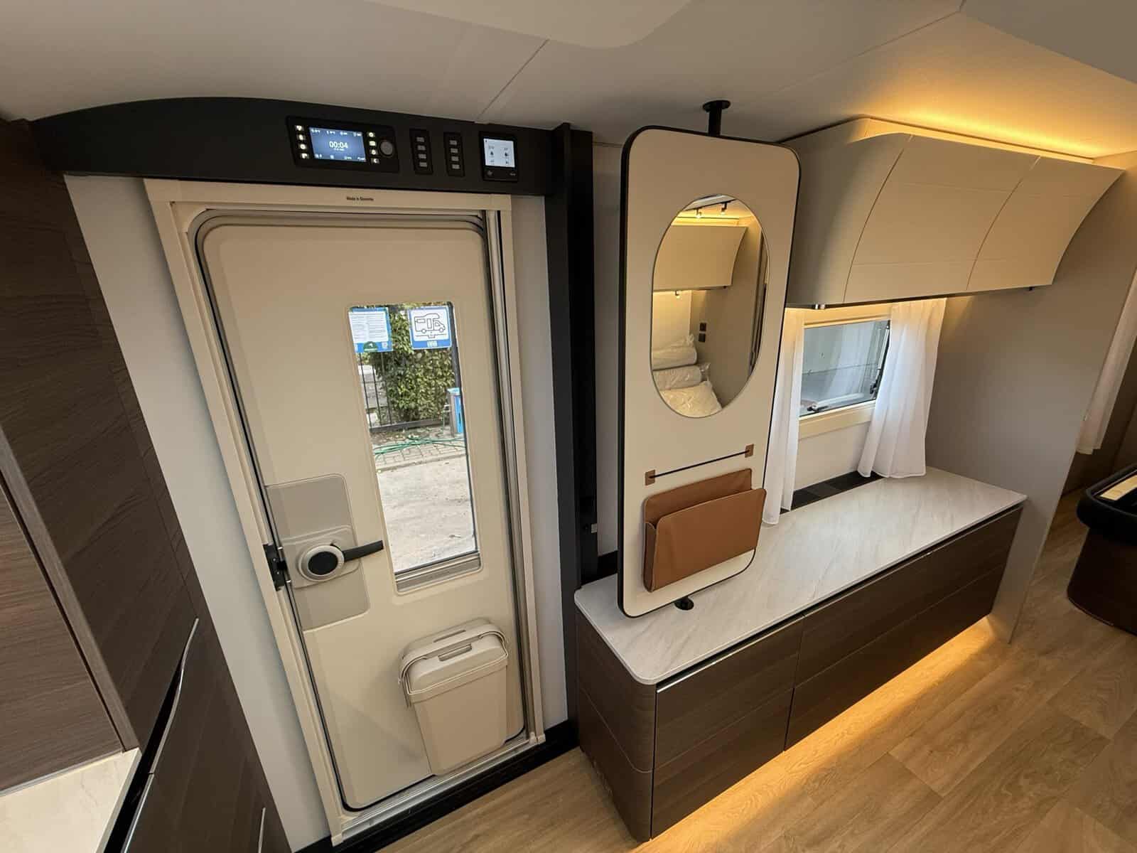 Adria Alpina 663 HT, zdjęcie 12