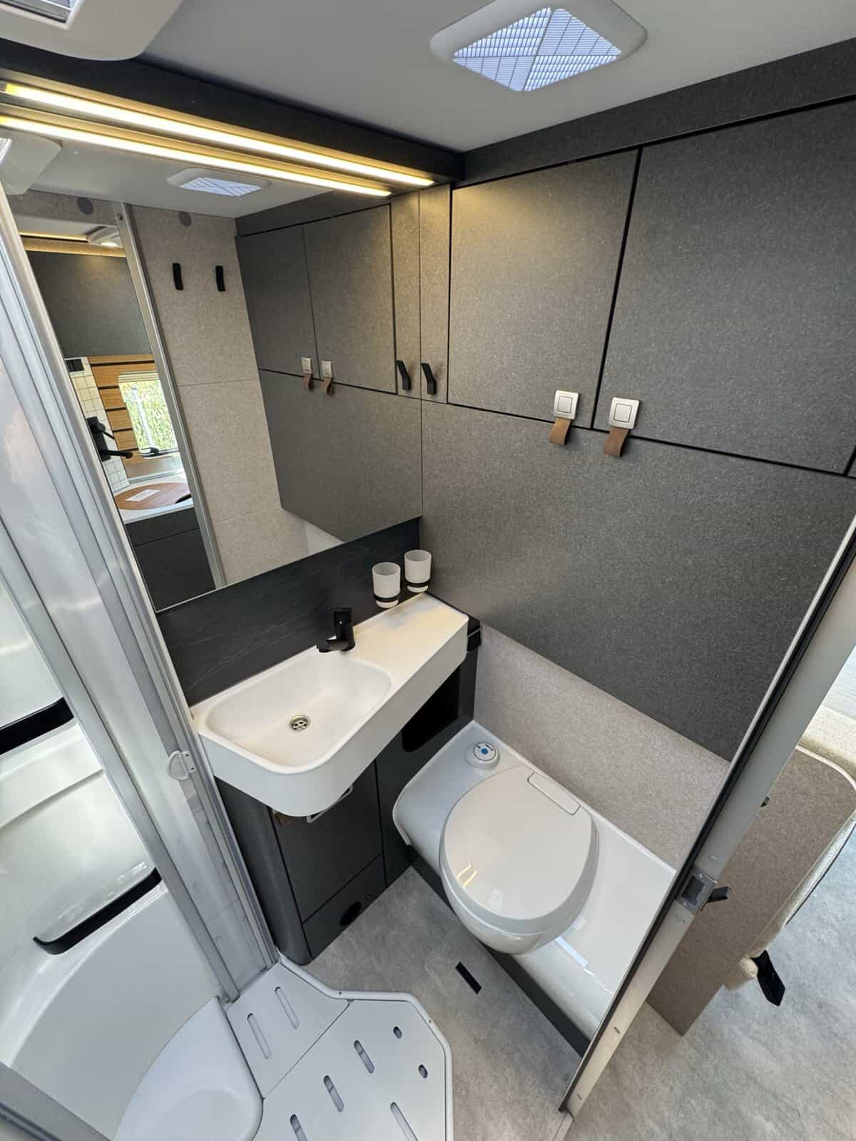 Hymer ML-T 580 4×4, zdjęcie 22